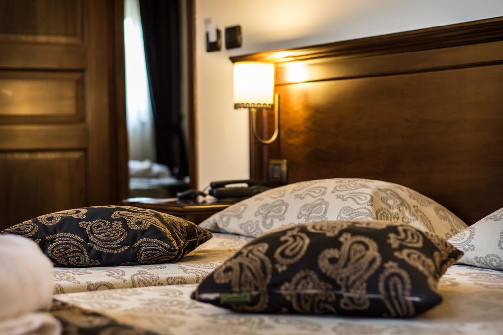 Antica Stazione Otel Chiaramonte Gulfi Oda fotoğraf