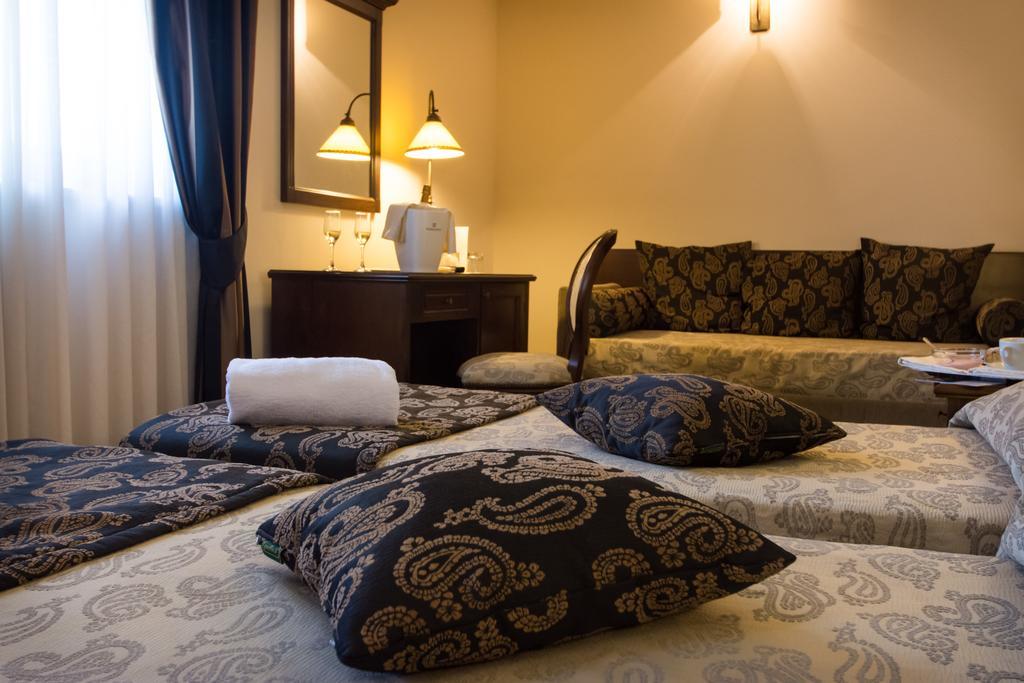Antica Stazione Otel Chiaramonte Gulfi Oda fotoğraf